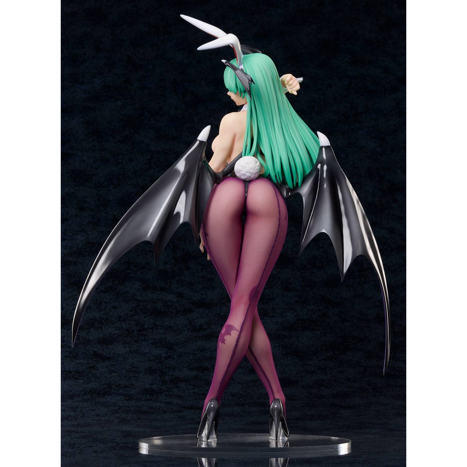 FREEing Darkstalkers Morrigan Figure