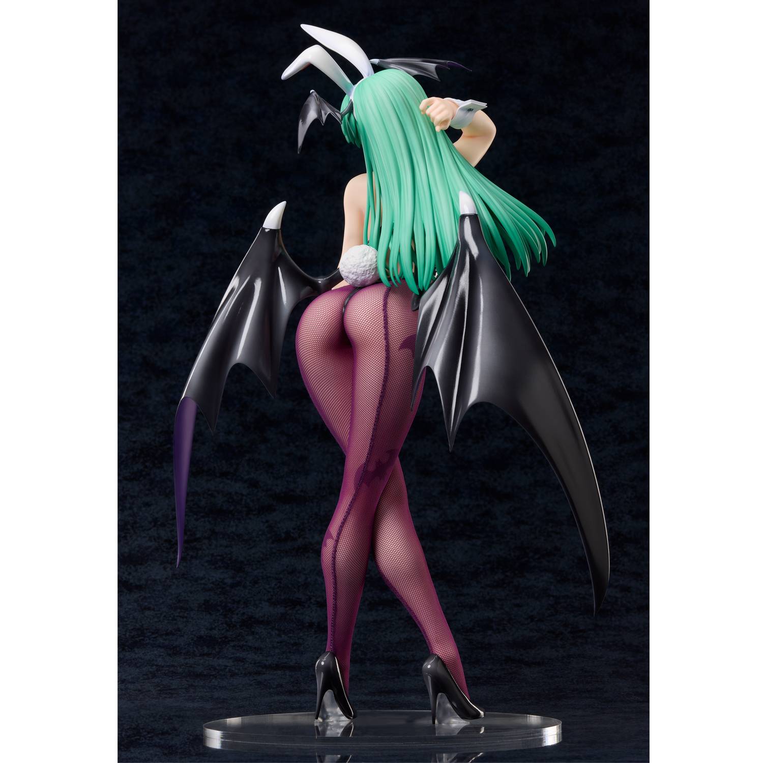FREEing Darkstalkers Morrigan Figure