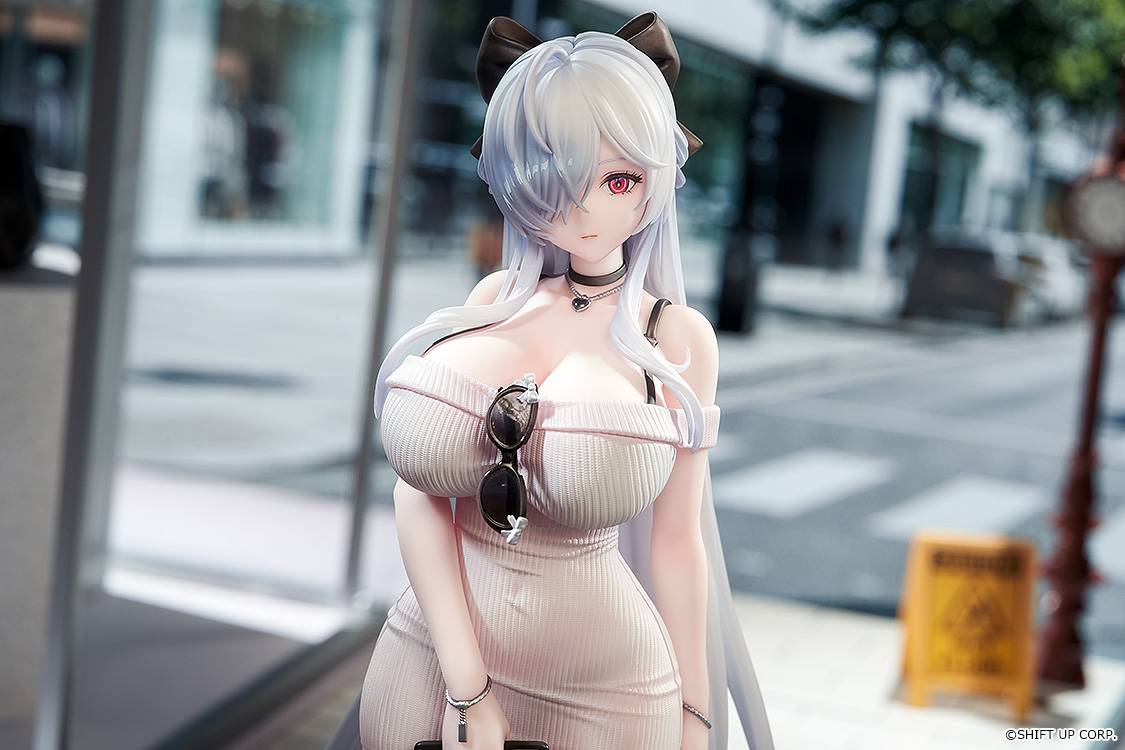 Good Smile Arts Shanghai Goddess of Victory NIKKE Cinderella Figure
