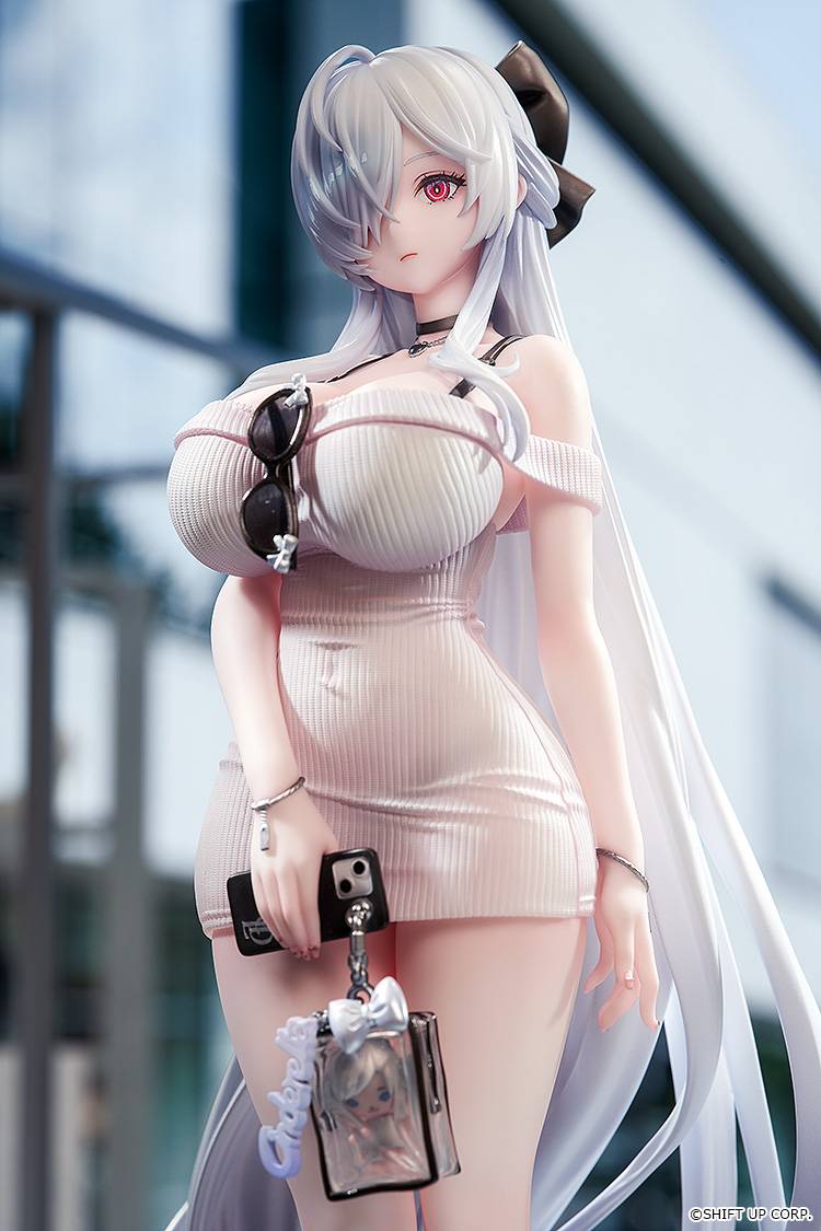 Good Smile Arts Shanghai Goddess of Victory NIKKE Cinderella Figure