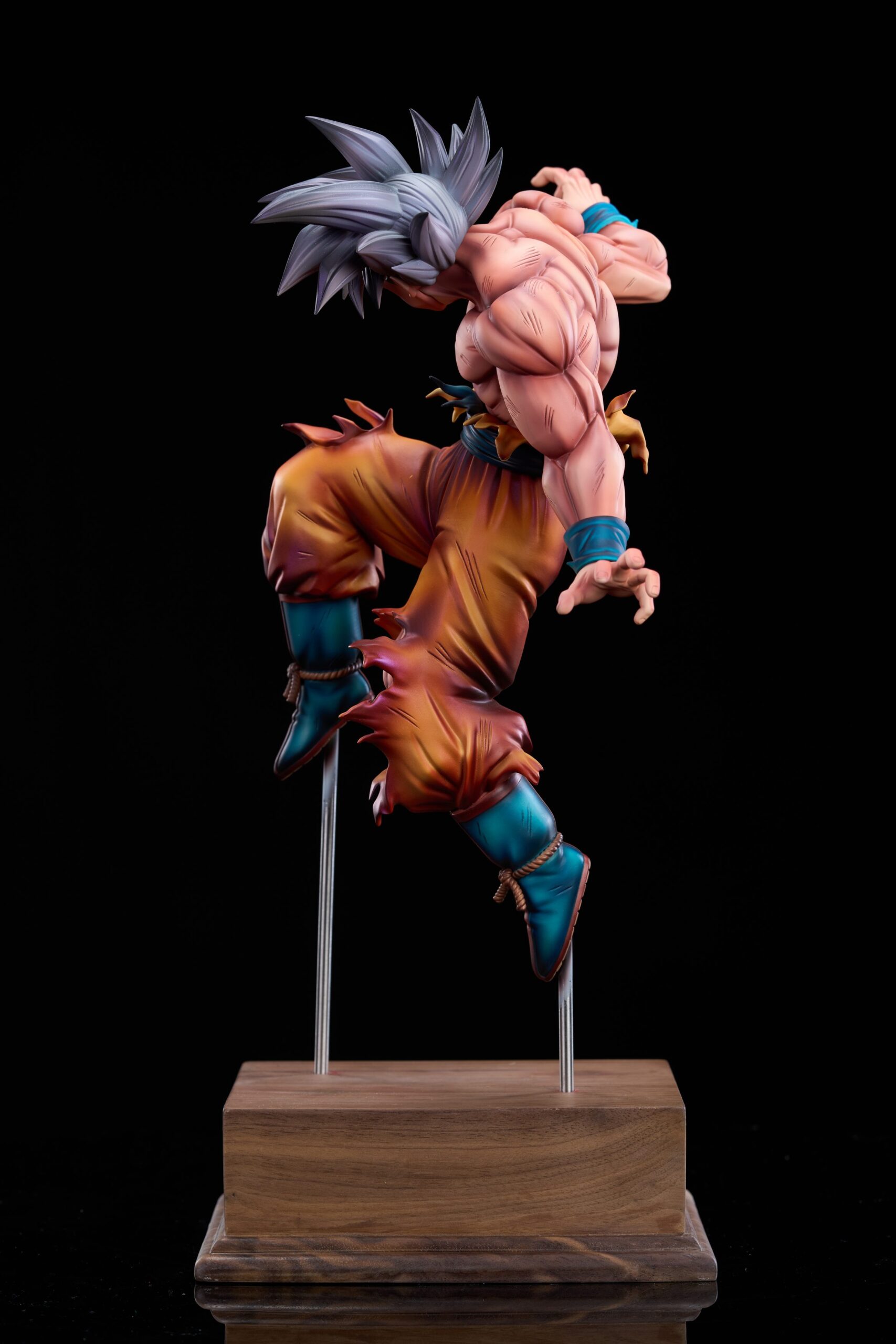 Good Man Studio Dragon Ball Son Goku Statue