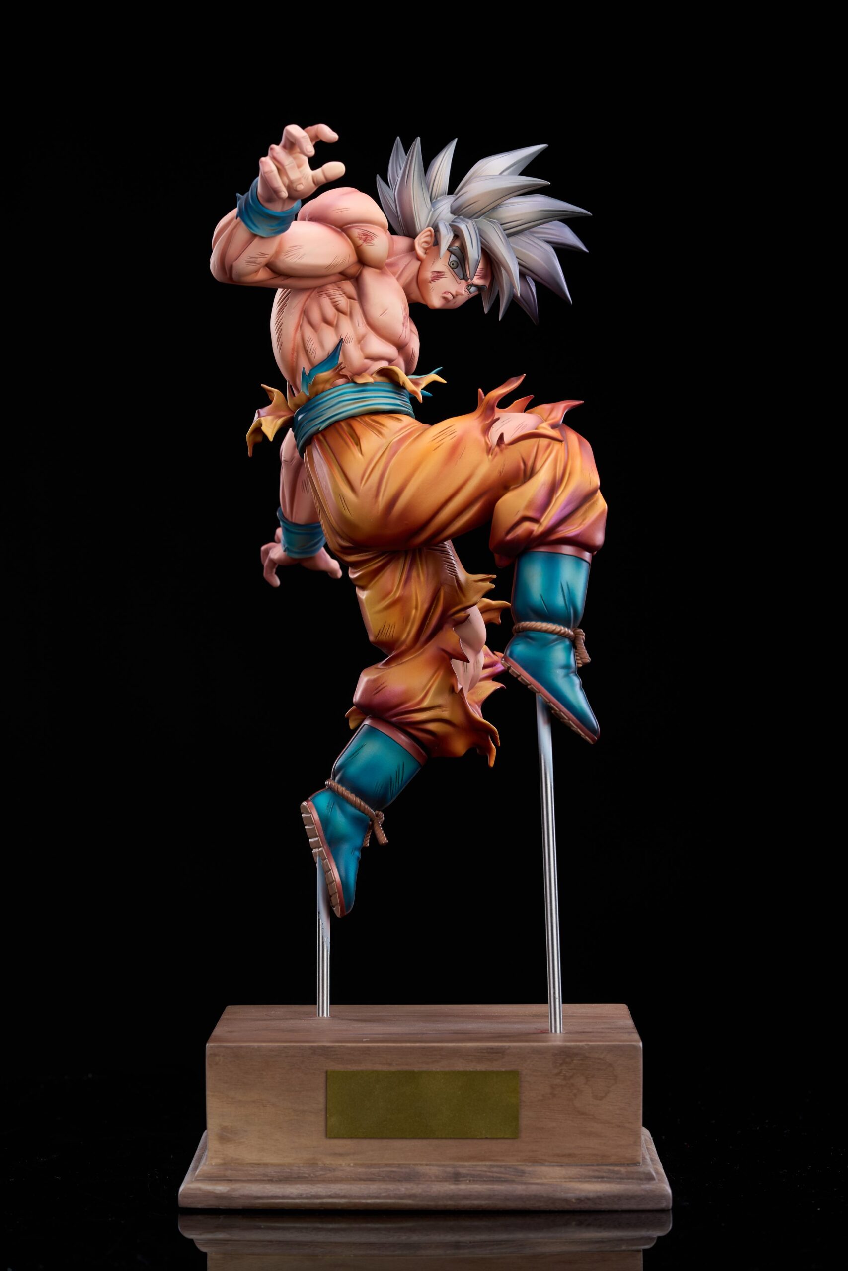 Good Man Studio Dragon Ball Son Goku Statue