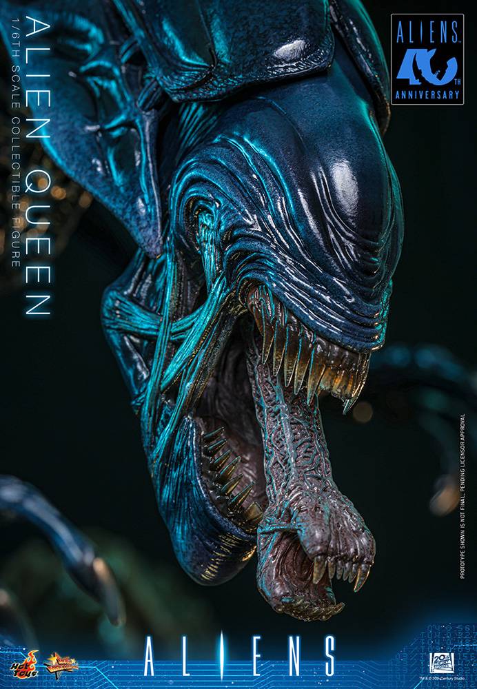 Hot Toys Aliens Alien Queen Figure