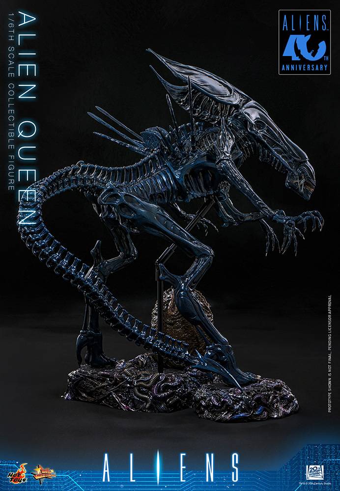 Hot Toys Aliens Alien Queen Figure