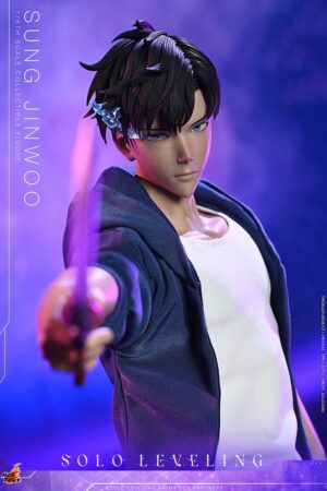 Hot Toys Solo Leveling Sung Jin-Woo Action Figure