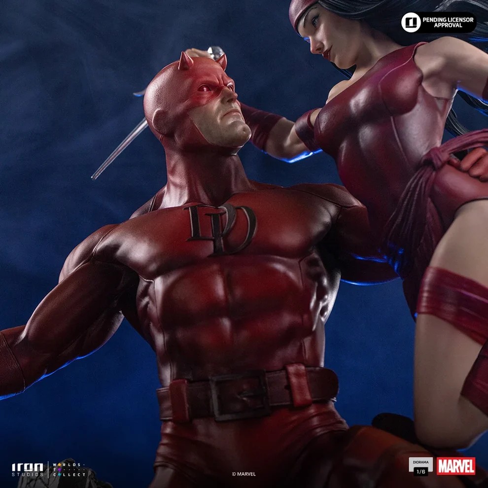 Iron Studios Marvel Daredevil and Elektra Statue