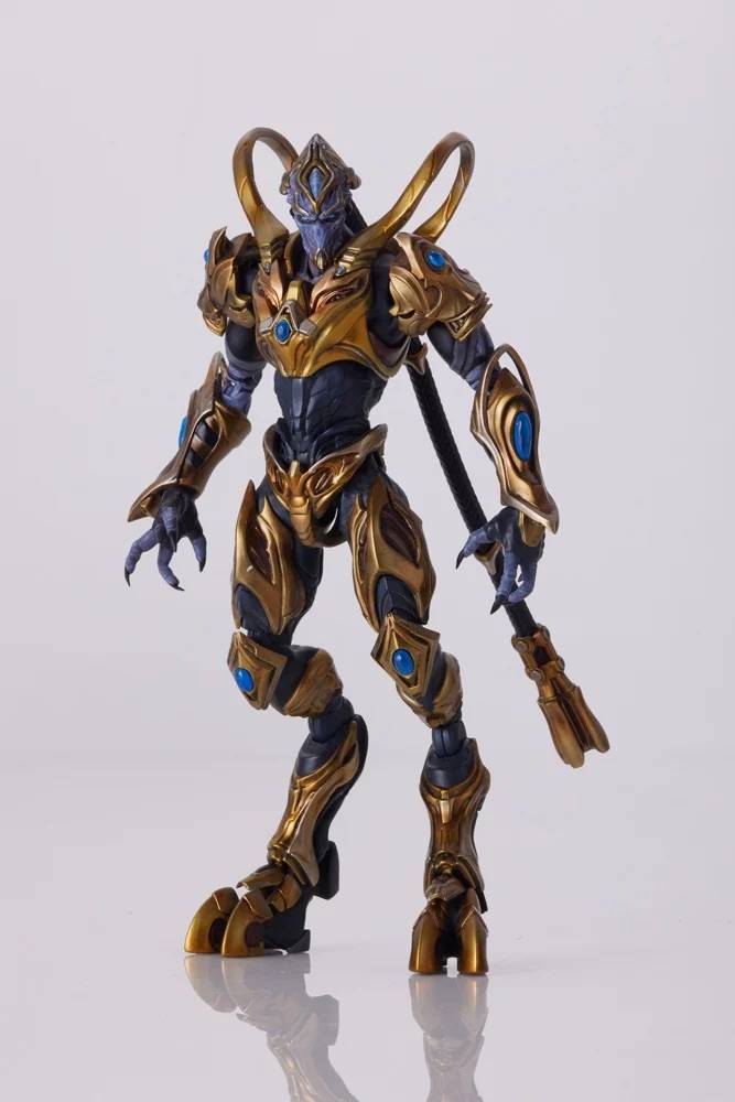 Kotobukiya X Beyond6 StarCraft II Kaldalis Zealot Action Figure
