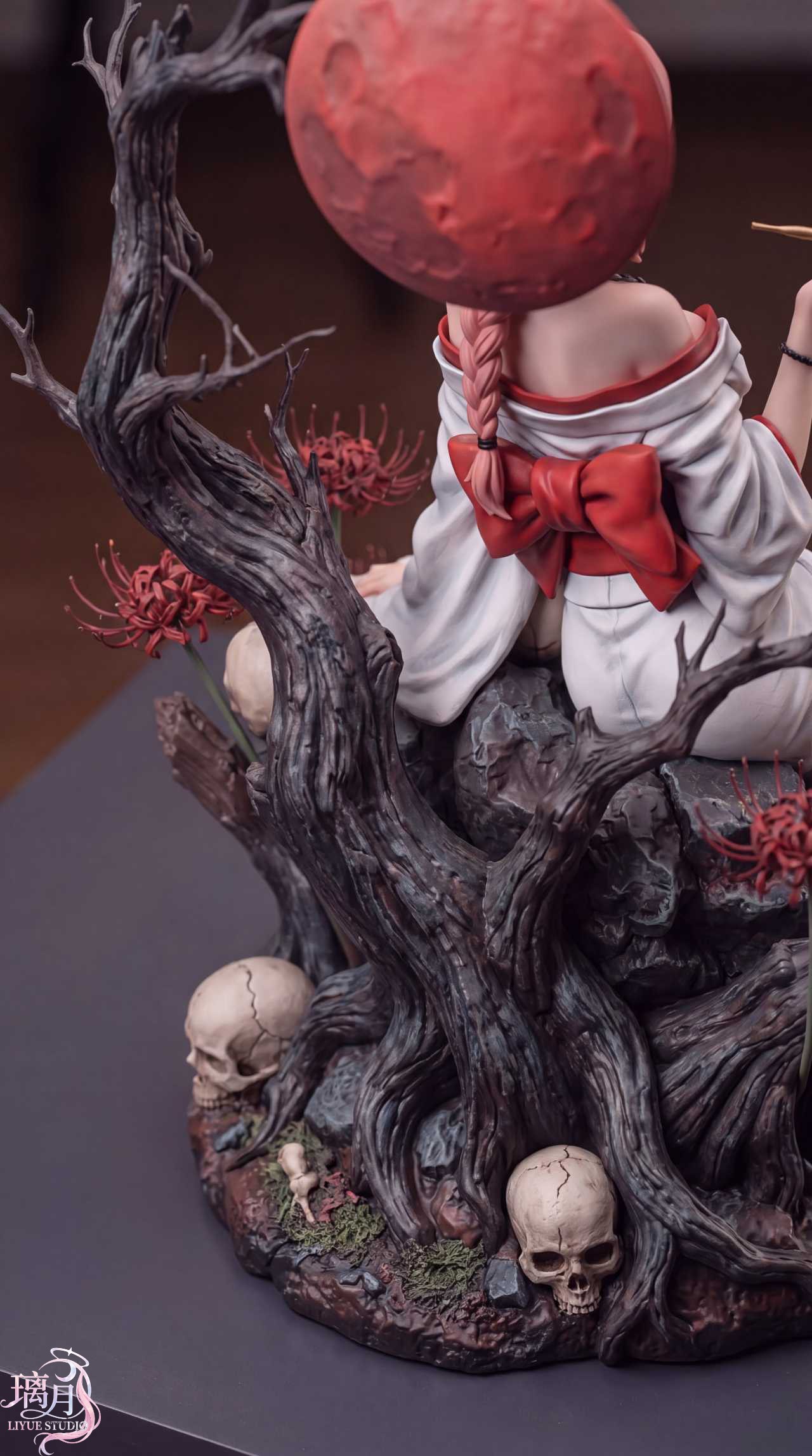Li Yue Studio Chainsaw Man Makima Statue