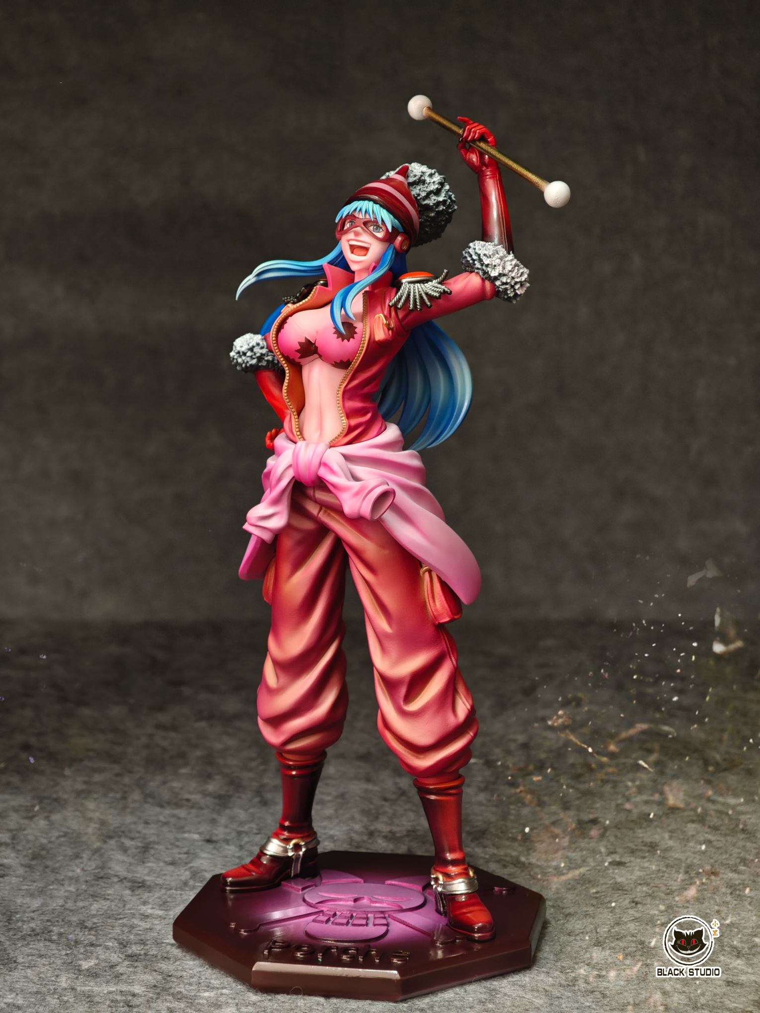 One Piece Hamburg Porche Black Studio