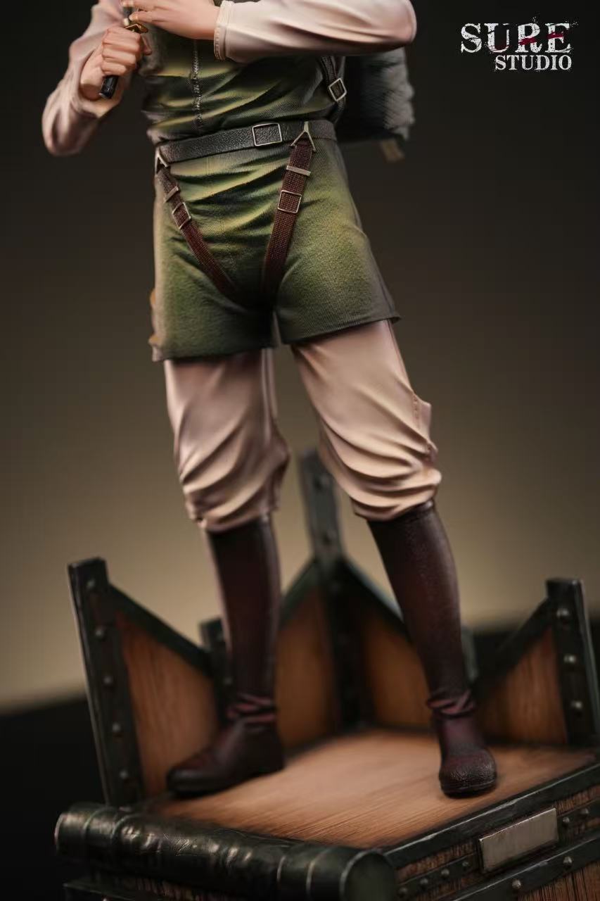 Reiner Braun & Zeke Yeager Attack on Titan Sure Studio