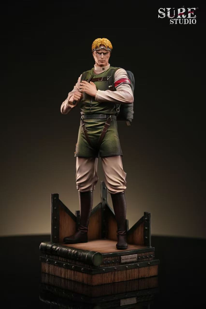 Reiner Braun & Zeke Yeager Attack on Titan Sure Studio