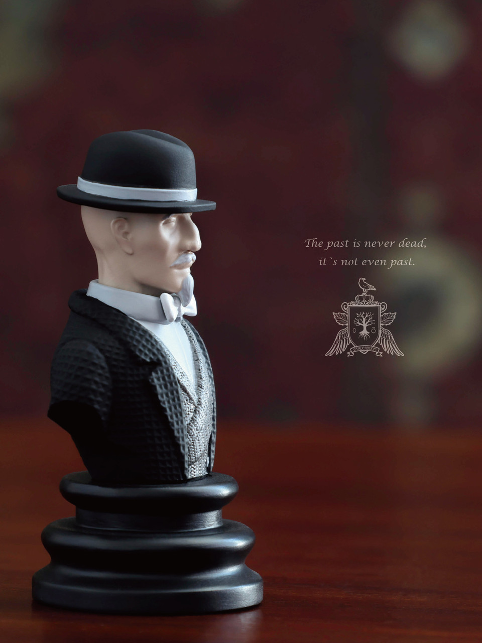 Rusty Lake: Roots Mr. Crow Statue -DIG Museum Studio
