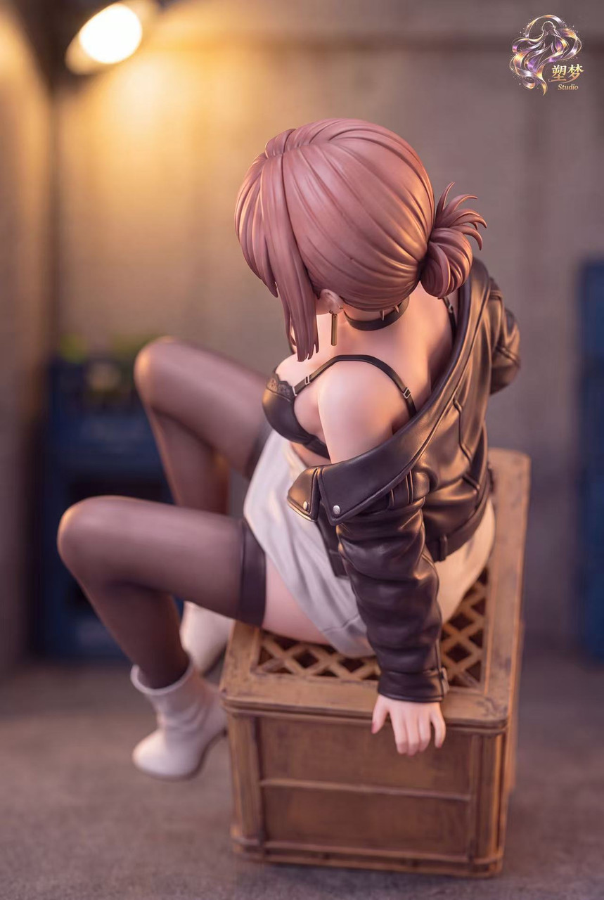 Smoking Behind the Supermarket with You Tayama 16 Scale TOPGK Statue – SuMeng Studio