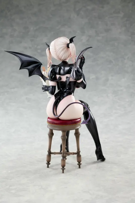 Umikawa Original Succubus Maid Mocha Figuire