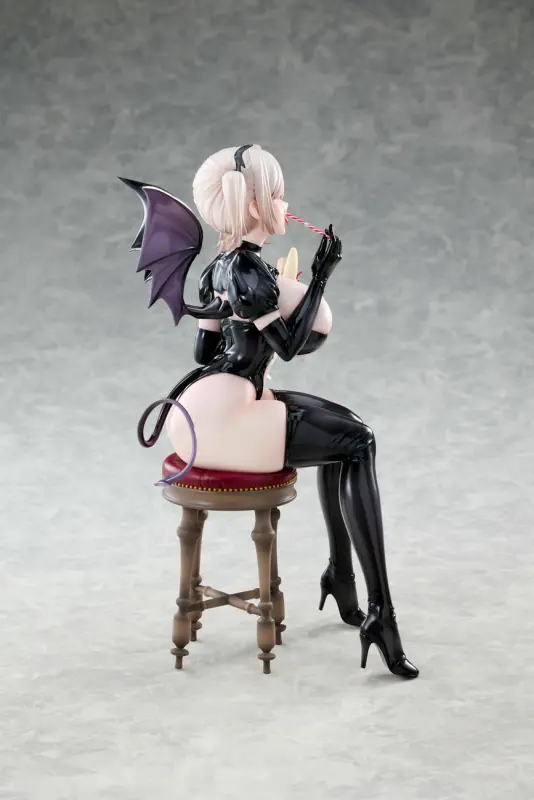 Umikawa Original Succubus Maid Mocha Figuire