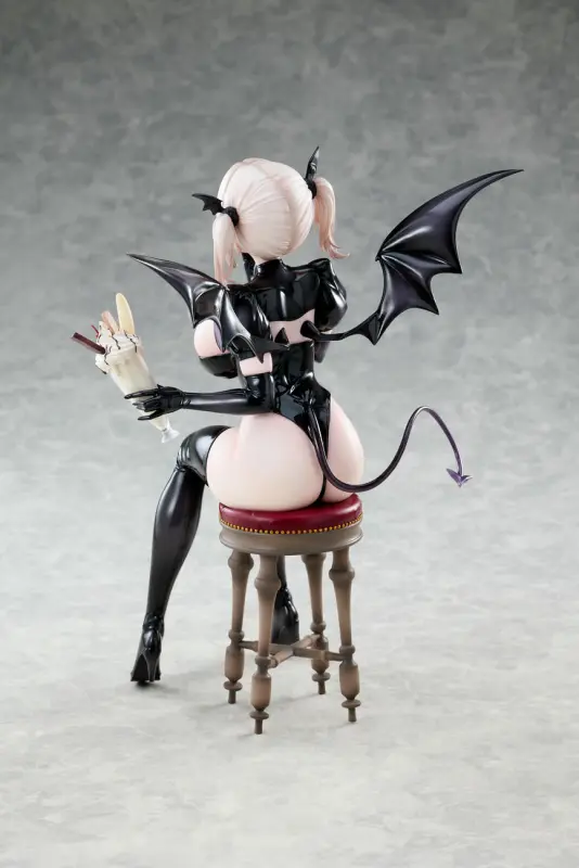 Umikawa Original Succubus Maid Mocha Figuire