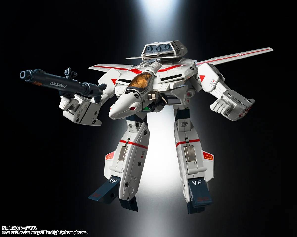 Bandai Spirits Macross VF-1J Valkyrie Figure