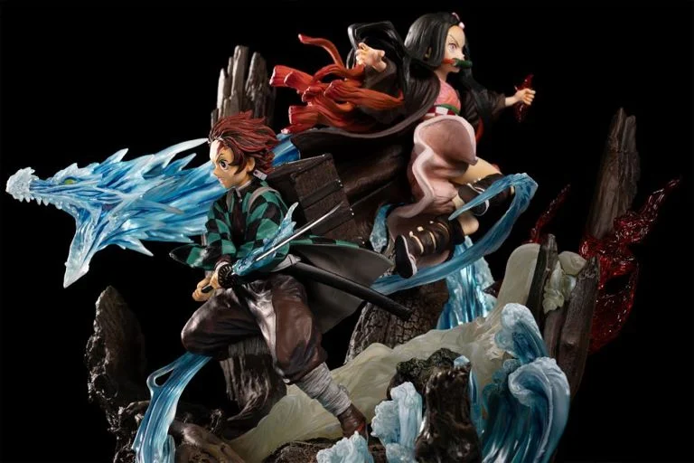 Infinity Studio Demon Slayer: Kimetsu no Yaiba Kamado Tanjiro & Kamado Nezuko Everlasting Flow