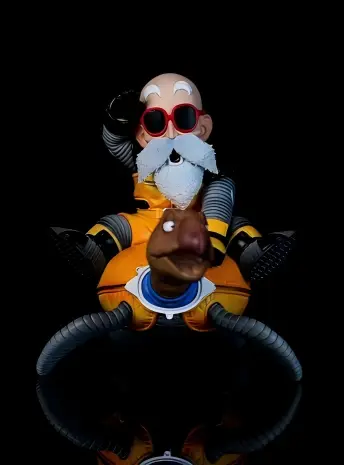 Dragon Ball WCF Astronaut Master Roshi & Turtle Statue – League Studio