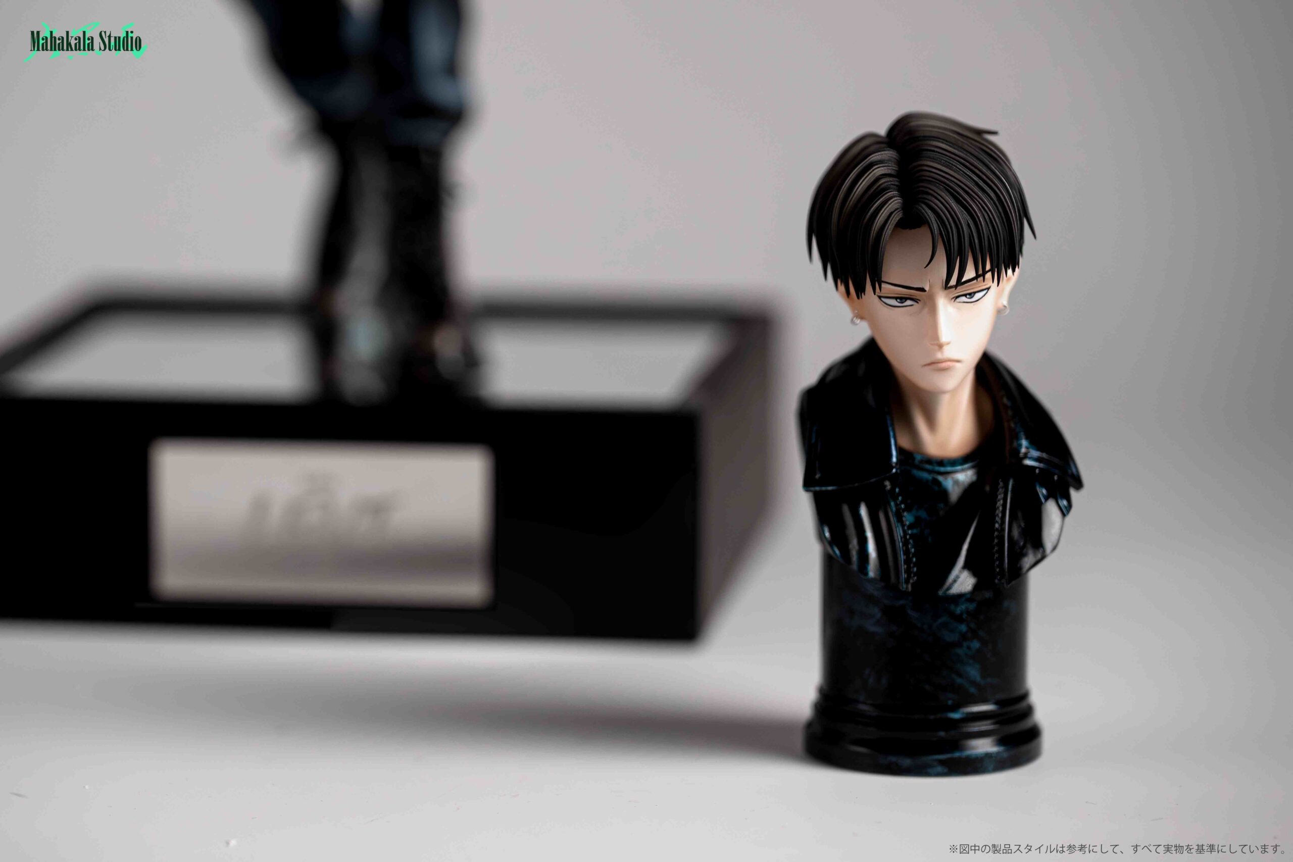 Mahakala Studio Attack on Titan Levi Ackerman & Erwin Smith Statue
