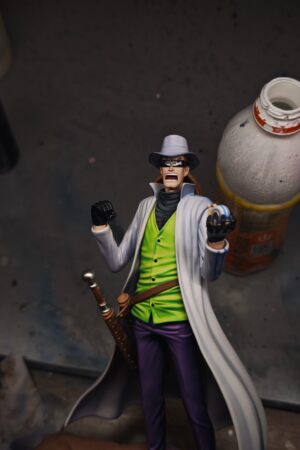 One Piece Helmeppo Black Studio