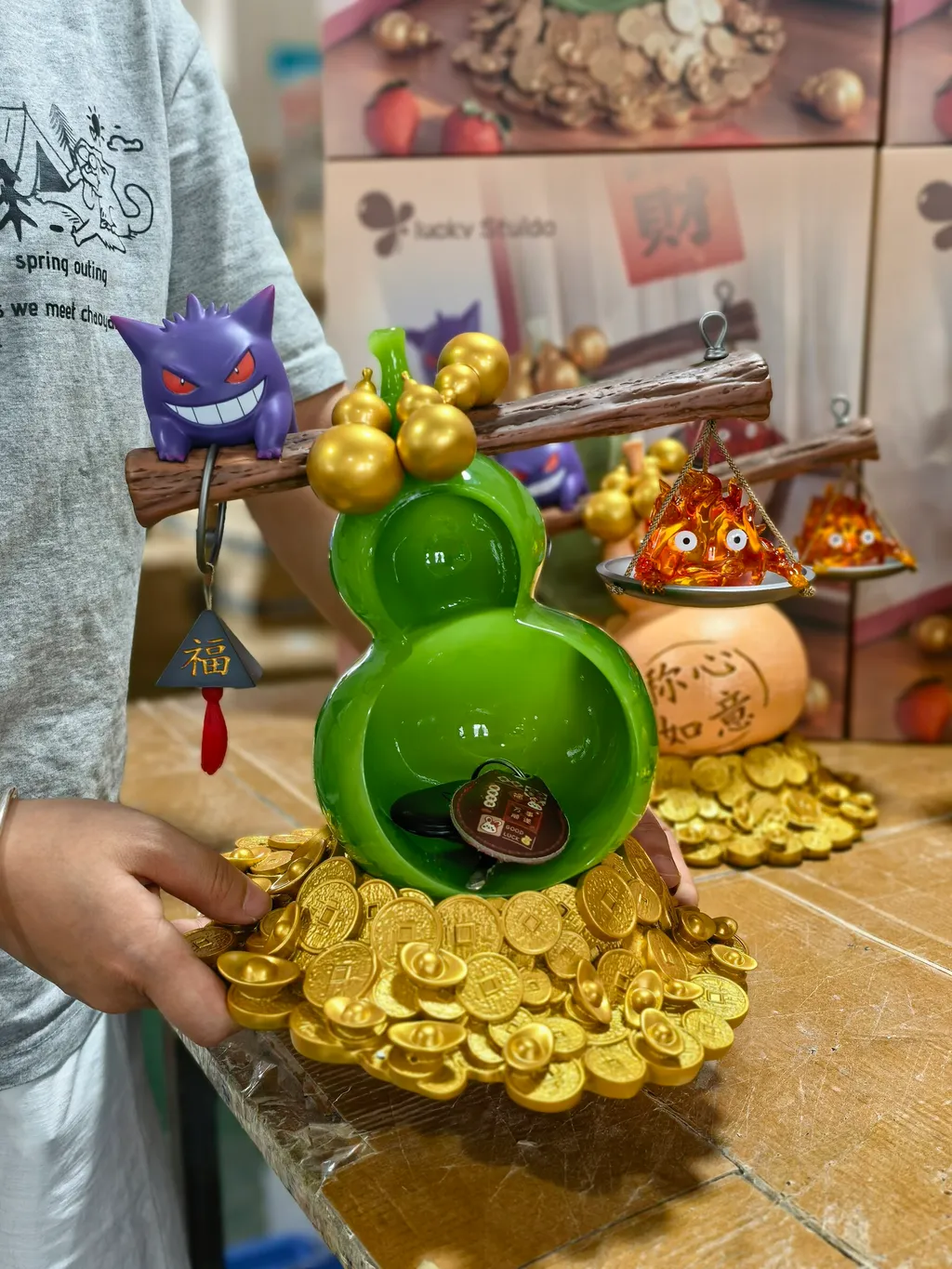 Home / From / Anime Figure / Pokémon / Gengar Lucky Studio - Fortune Series: Ghost Fire Wealth Pokémon USD $126.00 – USD $135.00Price range: USD $126.00 through USD $135.00 Lucky Studio(New) Pokémon Gengar
