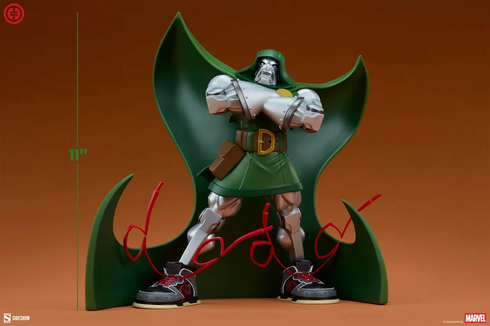 Sideshow Collectibles Marvel Doctor Doom Statue