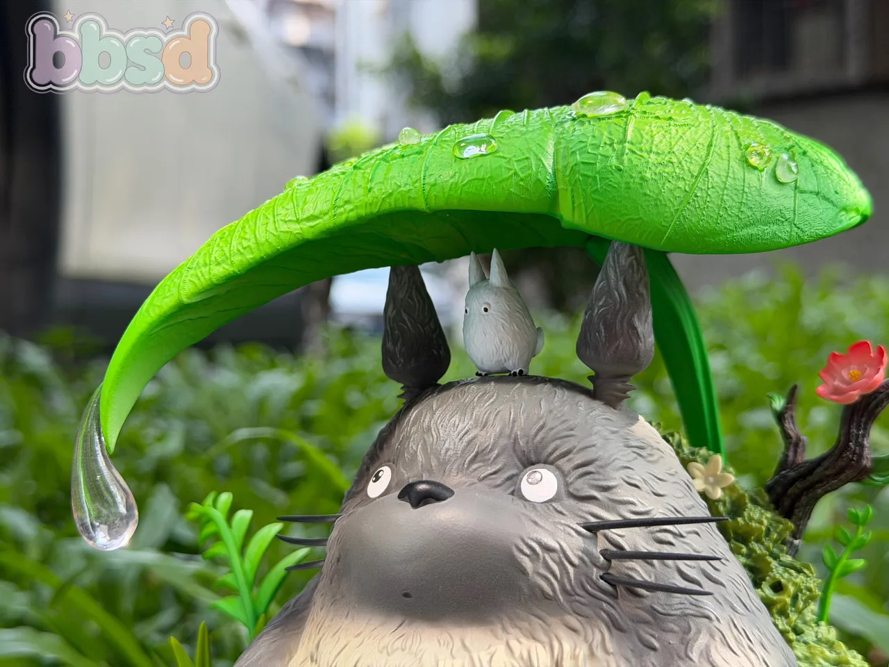 BBSD Studio My Neighbor Totoro Sheltering from the Rain