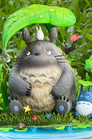 BBSD Studio My Neighbor Totoro Sheltering from the Rain