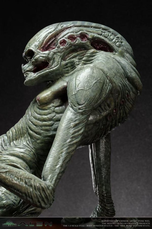 Deepmyth Studio Alien The Newborn