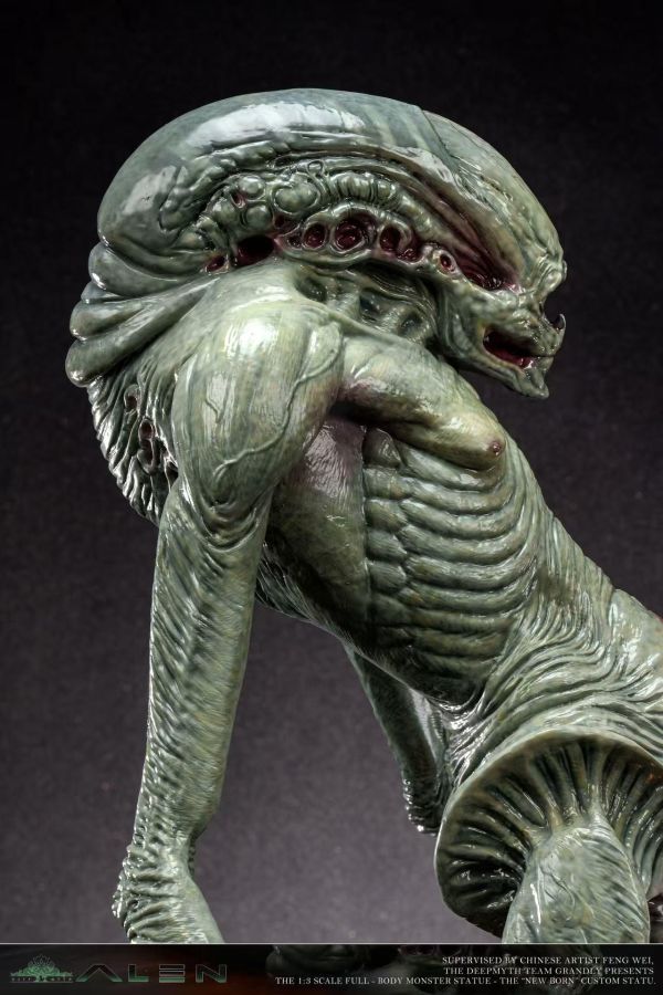 Deepmyth Studio Alien The Newborn