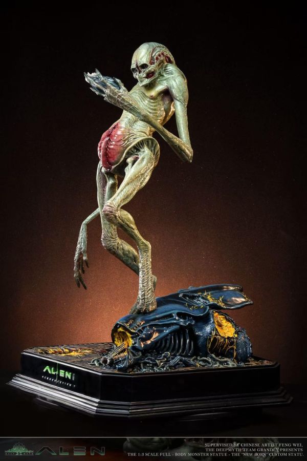 Deepmyth Studio Alien The Newborn