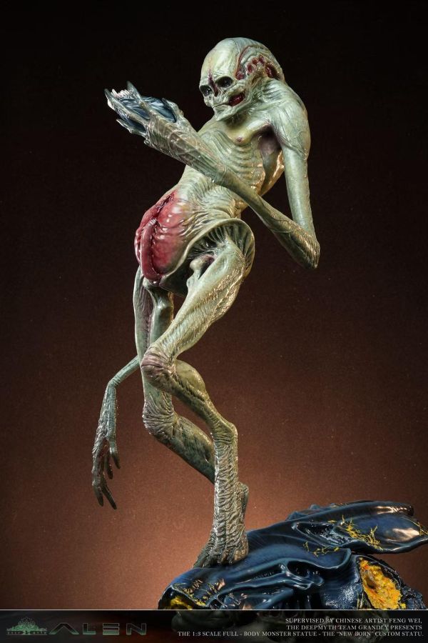 Deepmyth Studio Alien The Newborn