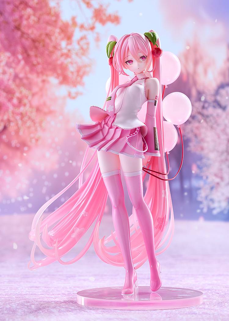 Detail of the outfit and base