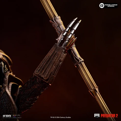 IRON Studio Predator City Hunter Predator