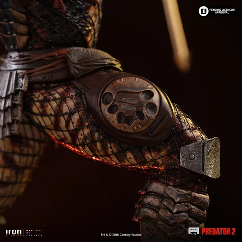 IRON Studio Predator City Hunter Predator