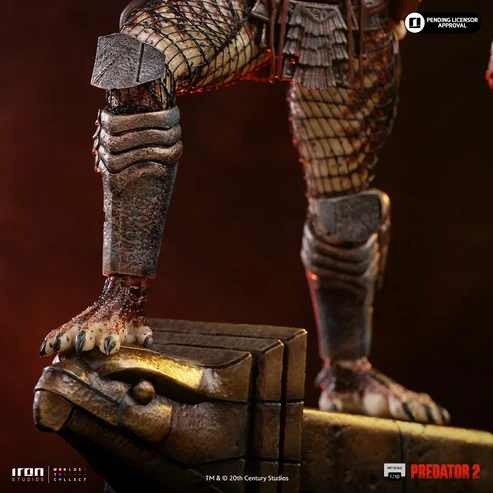 IRON Studio Predator City Hunter Predator
