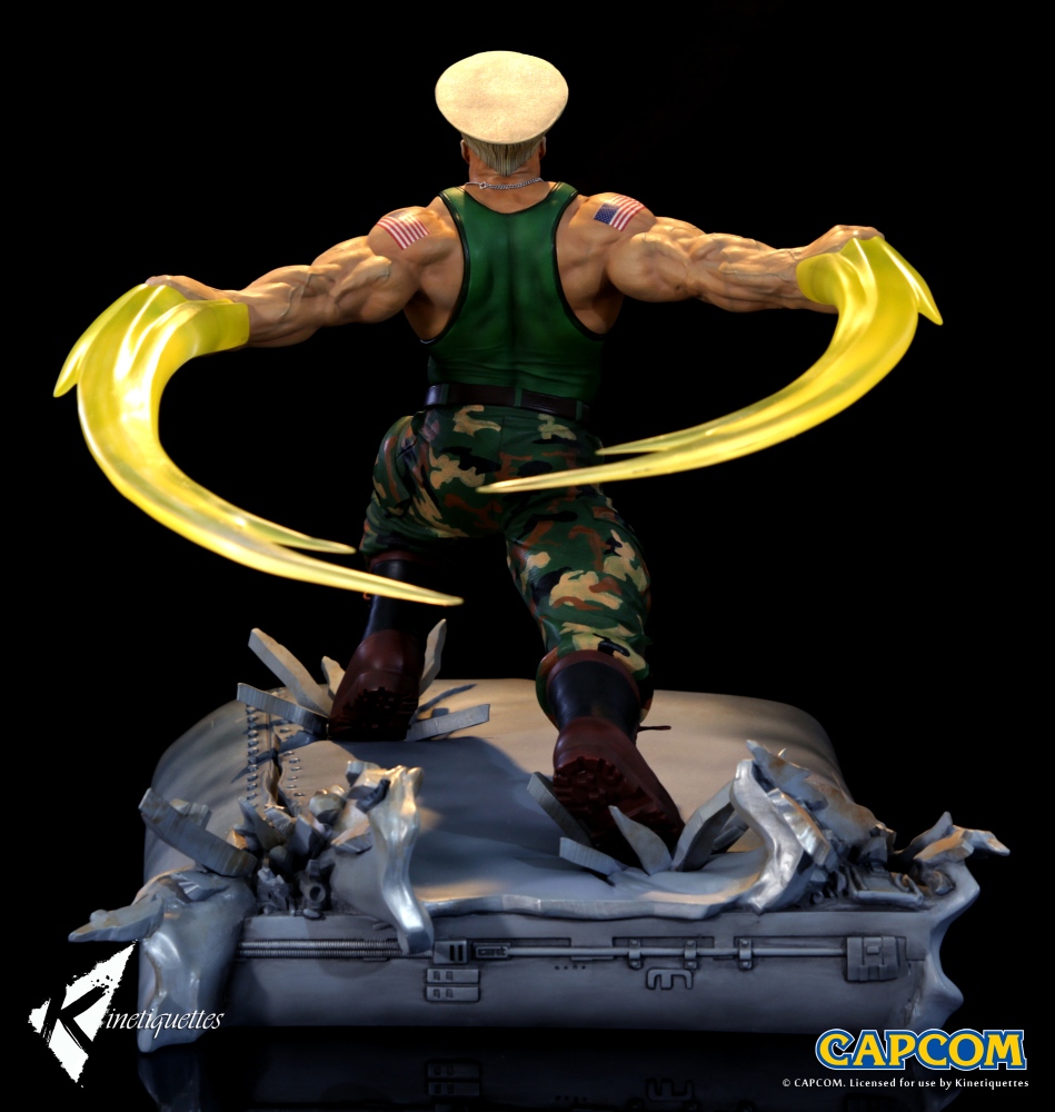 Kinetiquettes Collectibles Street Fighter Guile & Charlie Nash