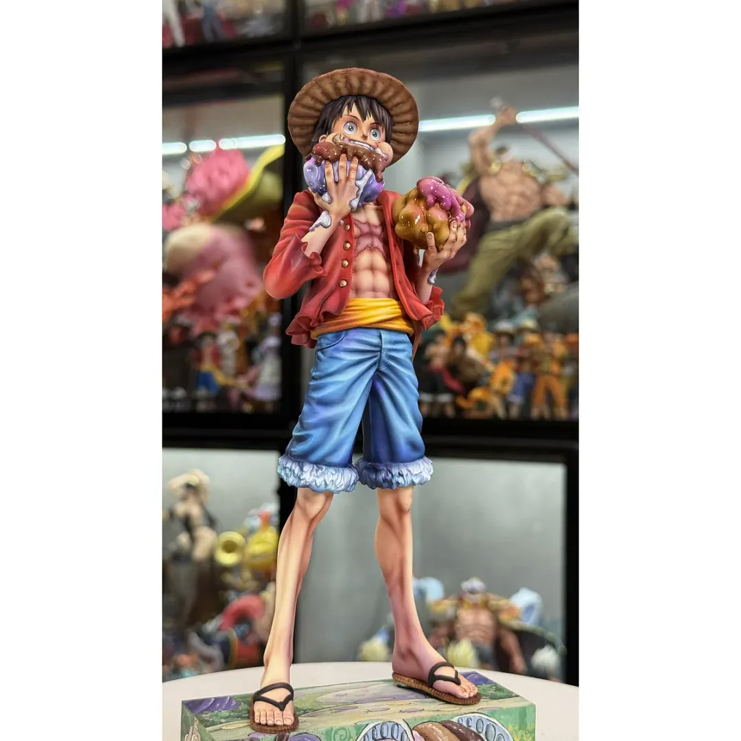 LG Studio One Piece Monkey D. Luffy