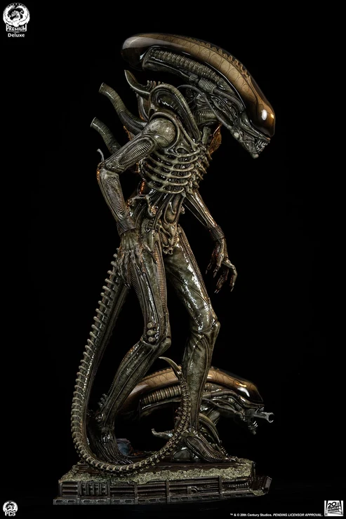 Premium Collectibles Alien Big Chap