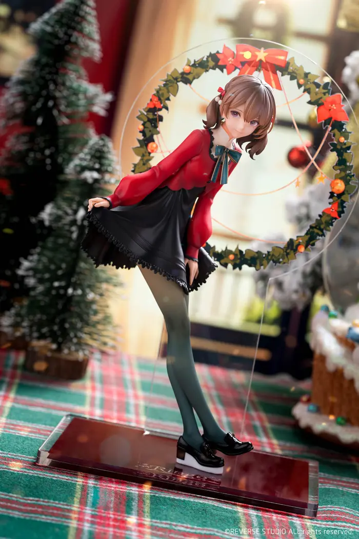 Reverse Studio – Desktop Girls Series – RINGO – Winter Ver. – 1/8 Scale Figure - Image 6