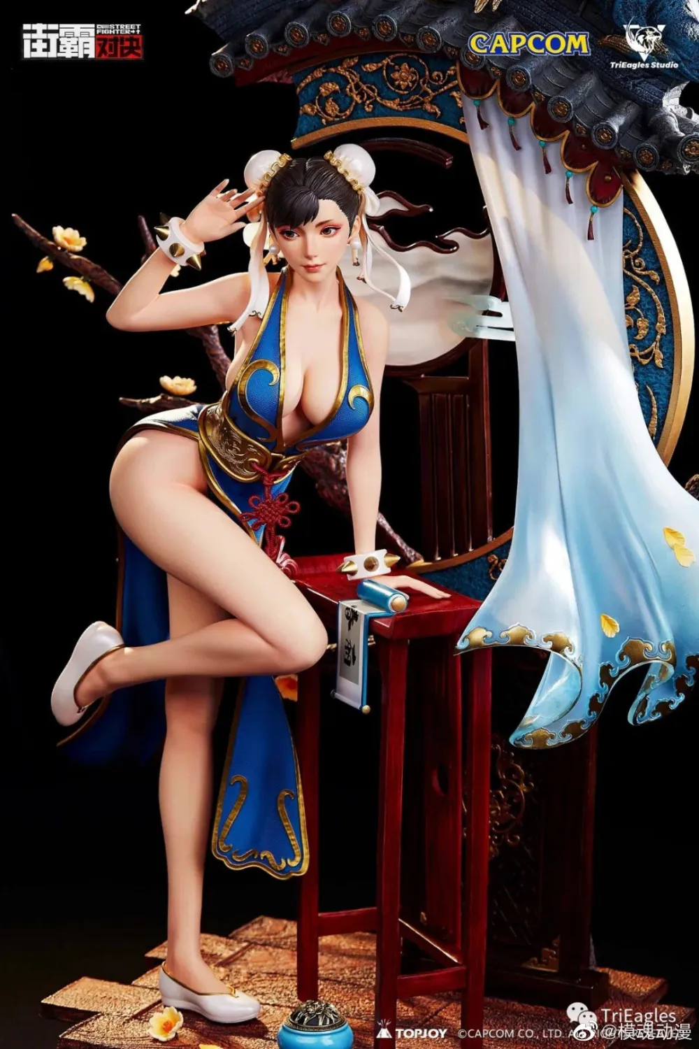 TriEagles Studio Street Fighter: Duel Chun-Li Crystal Series 1/4 Scale Licensed Statue - Image 4