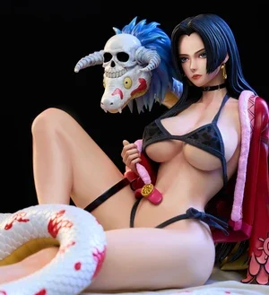 W Studio One Piece Boa Hancock