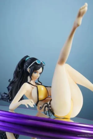 37°LOVE Studio One Piece Robin