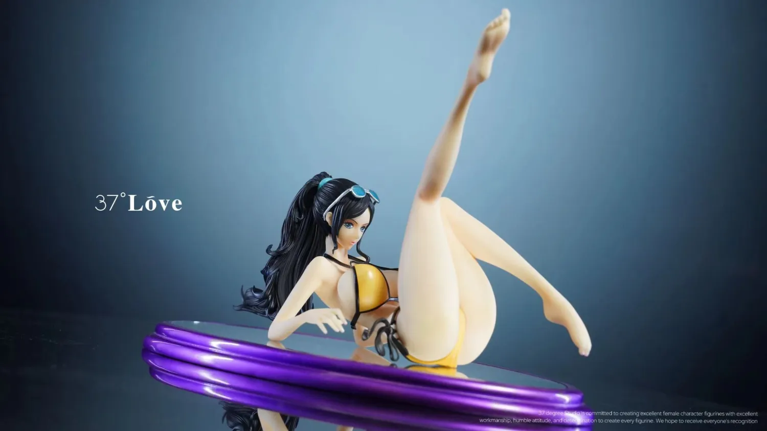 37°LOVE Studio One Piece Robin