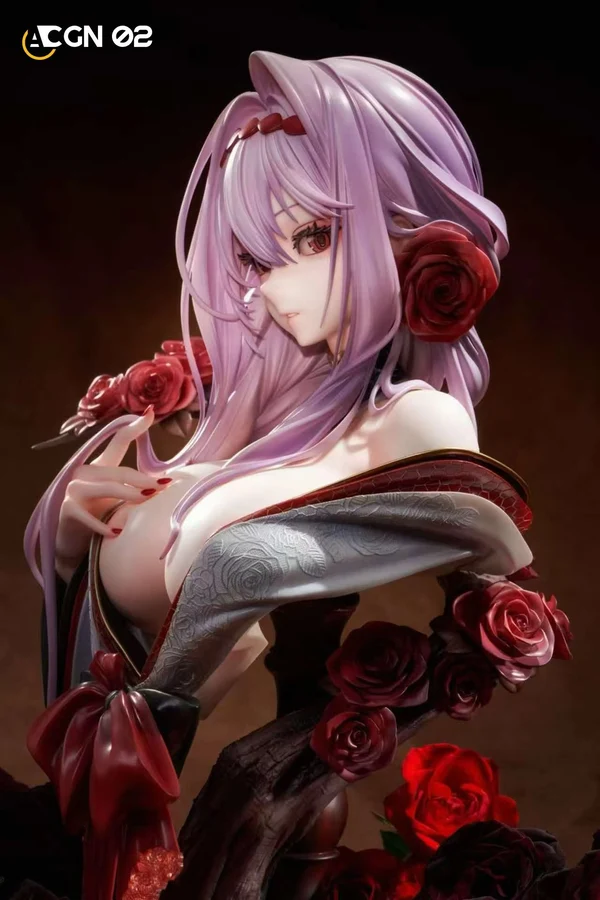 Close view of the Scarlet Black Shadow bust