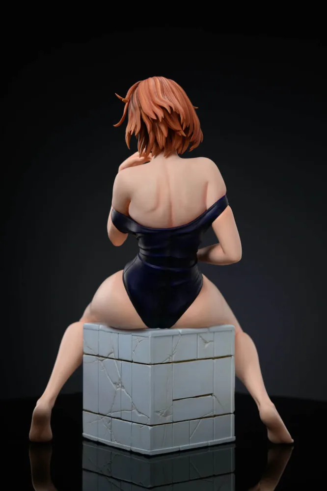 Alternate angle of the Mikoto Misaka statue