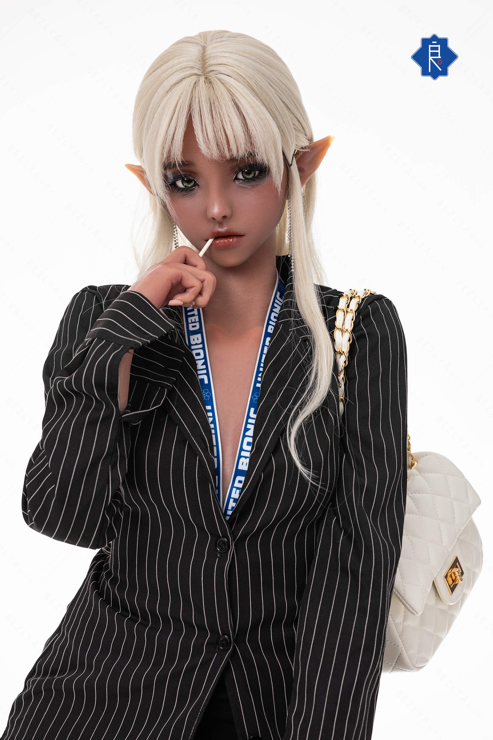Detail of the Kalia collectible