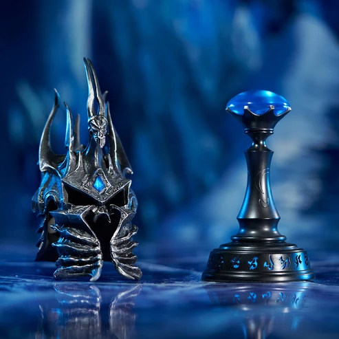 Blizzard Entertainment World of Warcraft Helm of Domination