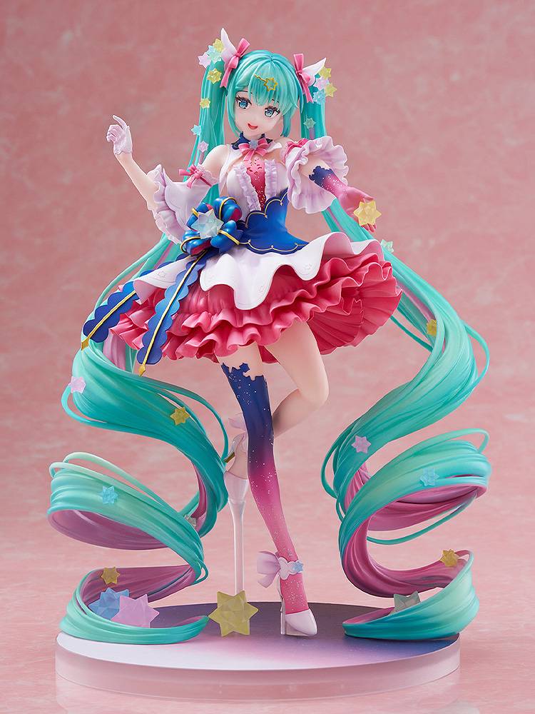 Alternate angle of the Miku figure